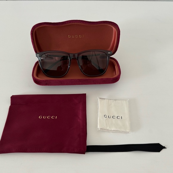 SUNGLASSES - Picture 10 of 10